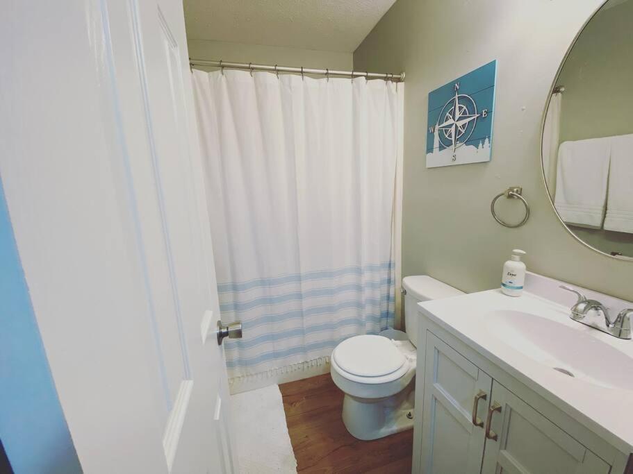 White Sand Getaway Steps From Beach Gulfport Extérieur photo