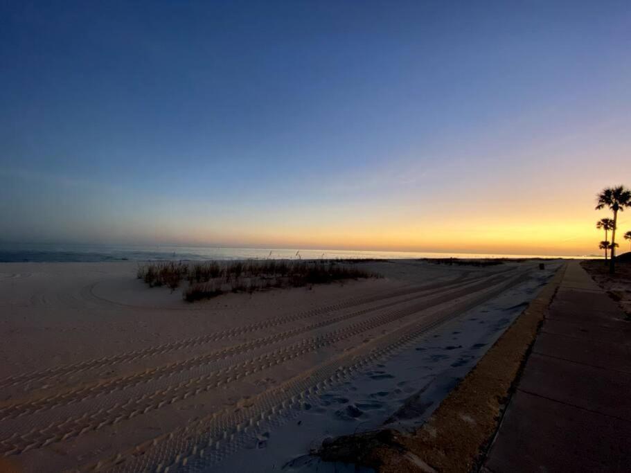 White Sand Getaway Steps From Beach Gulfport Extérieur photo