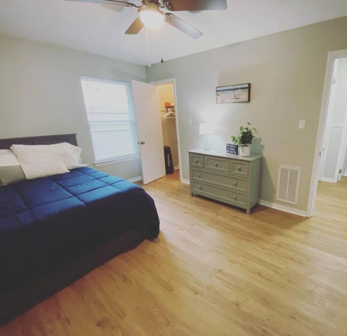 White Sand Getaway Steps From Beach Gulfport Extérieur photo